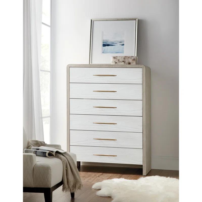 Hooker Furniture Cascade 40'' W 6 - Drawer Dresser