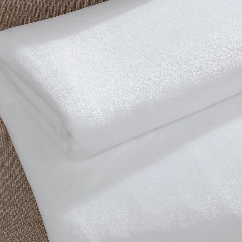 Calvin Klein Calvin Klein Core Plush Solid Reversible Blanket