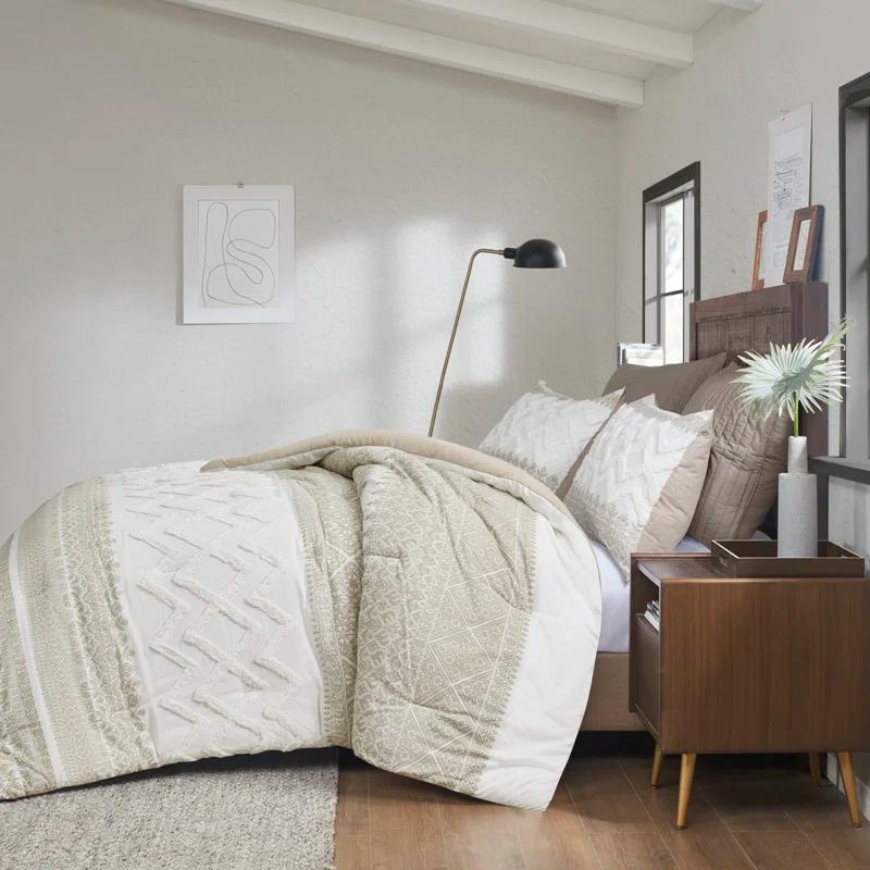INK+IVY Mila 3 Piece Cotton Comforter Set with Chenille Tufting