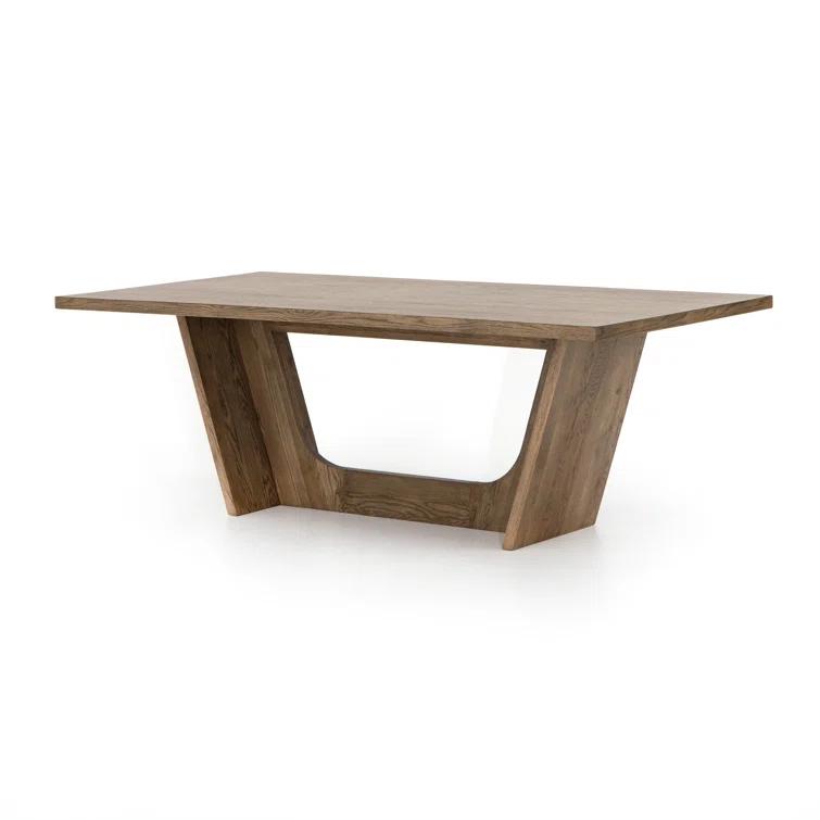 Palmera Dining Table