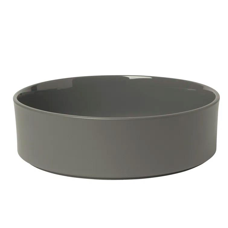 PILAR Stoneware 77 fl oz. Serving Bowl