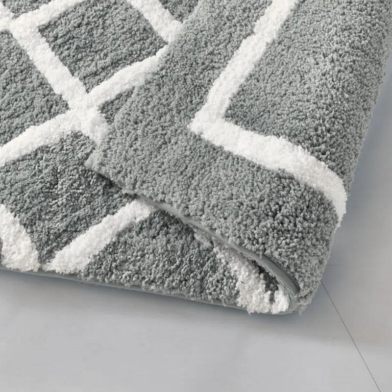 Madison Park Bittman Reversible High Pile Tufted Bath Rug