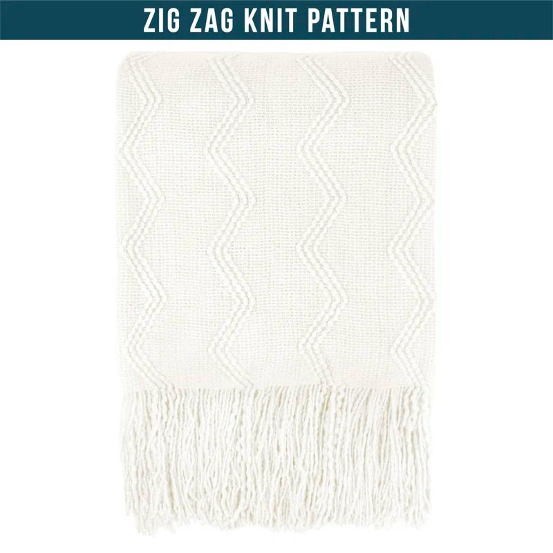 Pavilia Throw Blanket