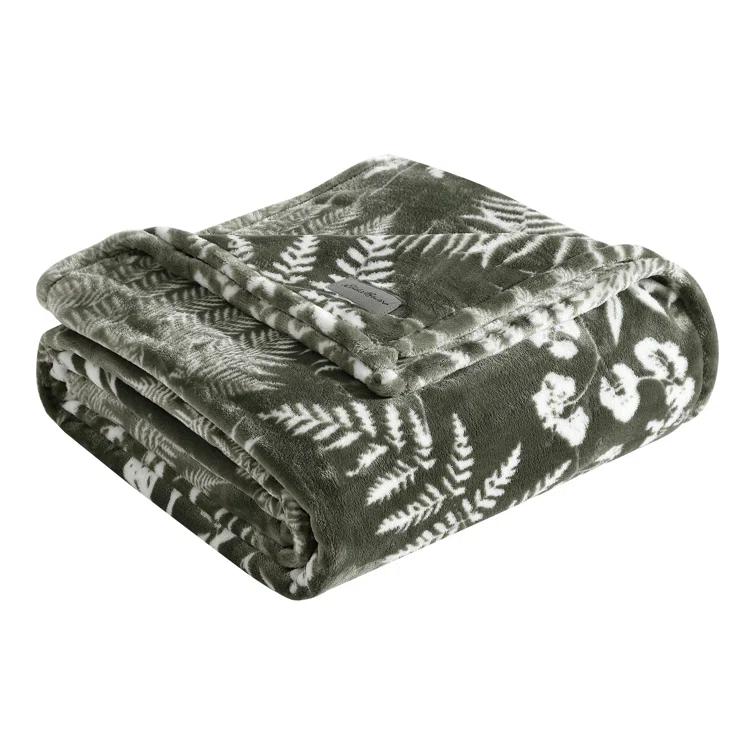 Eddie Bauer Eddie Bauer Printed Ultra Soft Plush Fleece Reversible Blanket