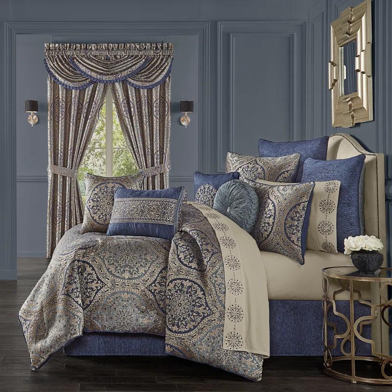 Bayonne Comforter Set