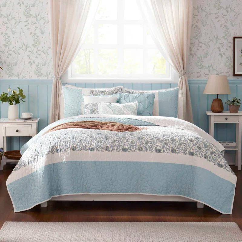 Madison Park Dawn 6 Piece Cotton Percale Quilt Set with Throw Pillows