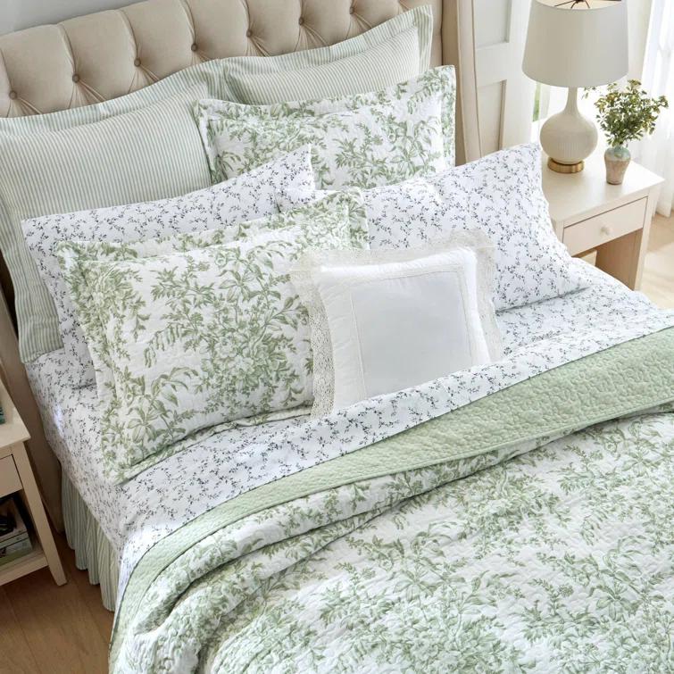 Laura Ashley Laura Ashley Bedford Cotton Reversible Quilt Set