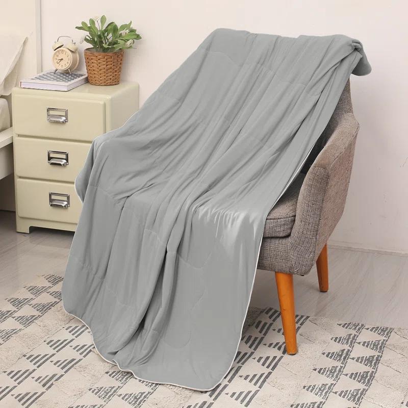 Catalonia Reversible Cooling Blanket, Lightweight Summer Comforter for Hot Sleepers, Silky Soft Summer Duvet Throw Size, 50 x 60 inches, Soft Breathable