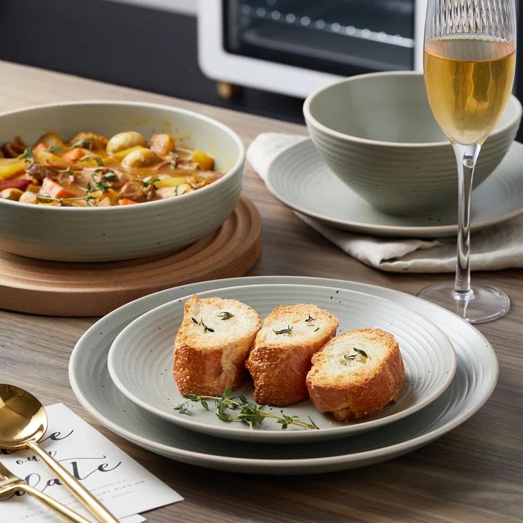 Stone Lain Lauren 16-Piece Dinnerware Set Stoneware