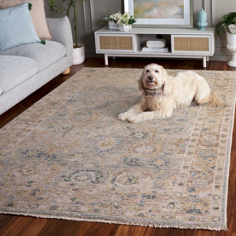 Safavieh Samarkand Hand Knotted Wool/Cotton Oriental Rug in Gold/Gray