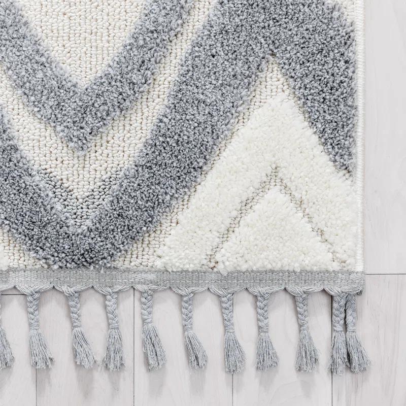 Union Rustic Raelynn Moroccan Cream/Gray Area Rug