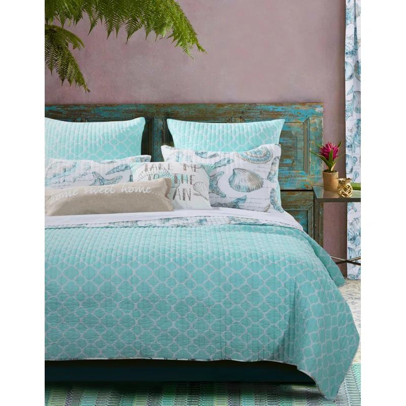 Greenland Home Fashions Cruz Reversible Seashell and Starfish Quilt Set