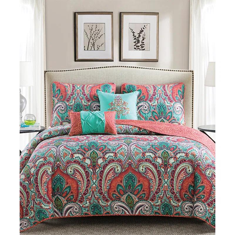 VCNY Casablanca Bohemian Microfiber / Polyester Standard Damask Quilt Set
