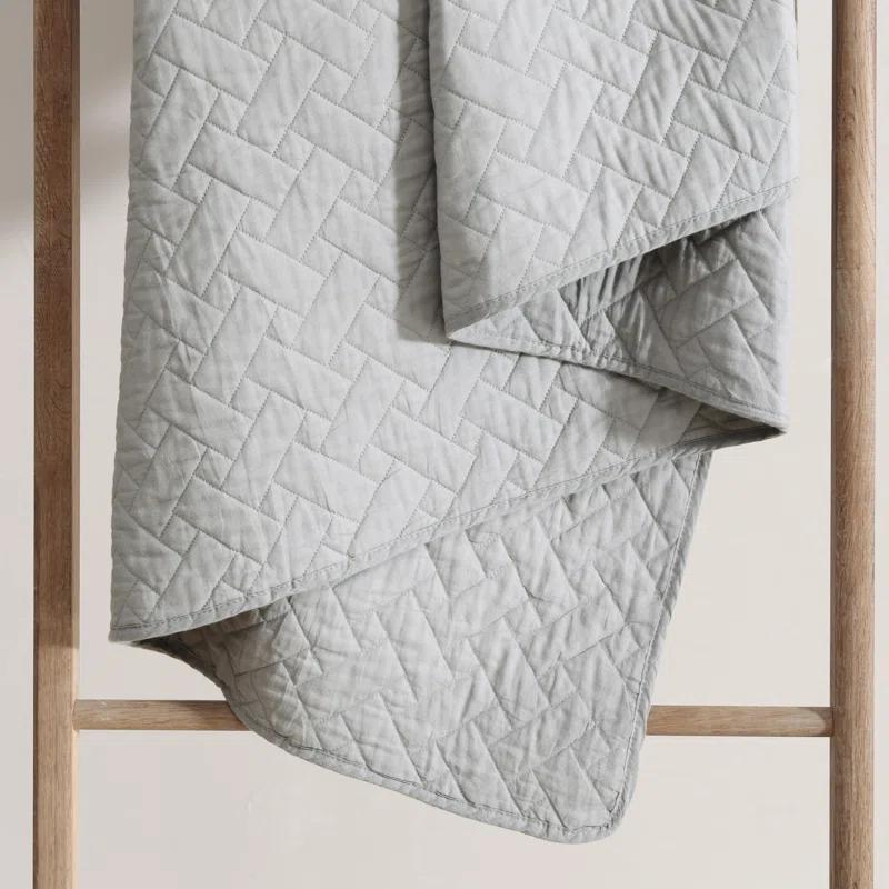 Tommy Bahama Home Tommy Bahama Raffia Solid Cotton Reversible Quilt Set