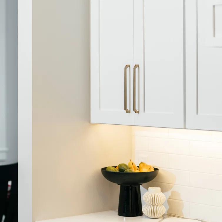 Belwith Keeler Monarch Collection Pull