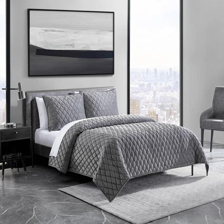 Vera Wang Waffle Stripe Vera Wang Diamond Velvet Quilt Set