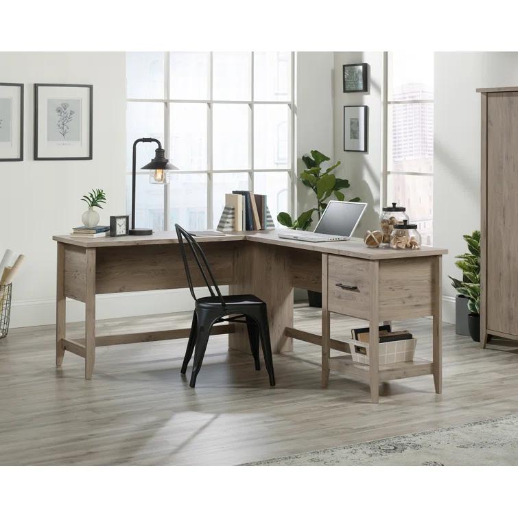 Crafters and Weavers Summit Station L-Desk