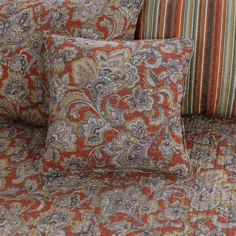 Traditional Cotton Paisley Quilt Set