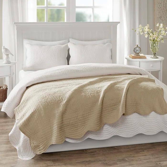 Madison Park Journey Oversized Quilted Throw with Scalloped Edges
