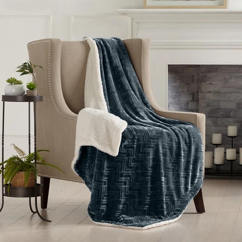 FreshFolds Ultra Soft Printed Plush Sherpa Reversible Blanket