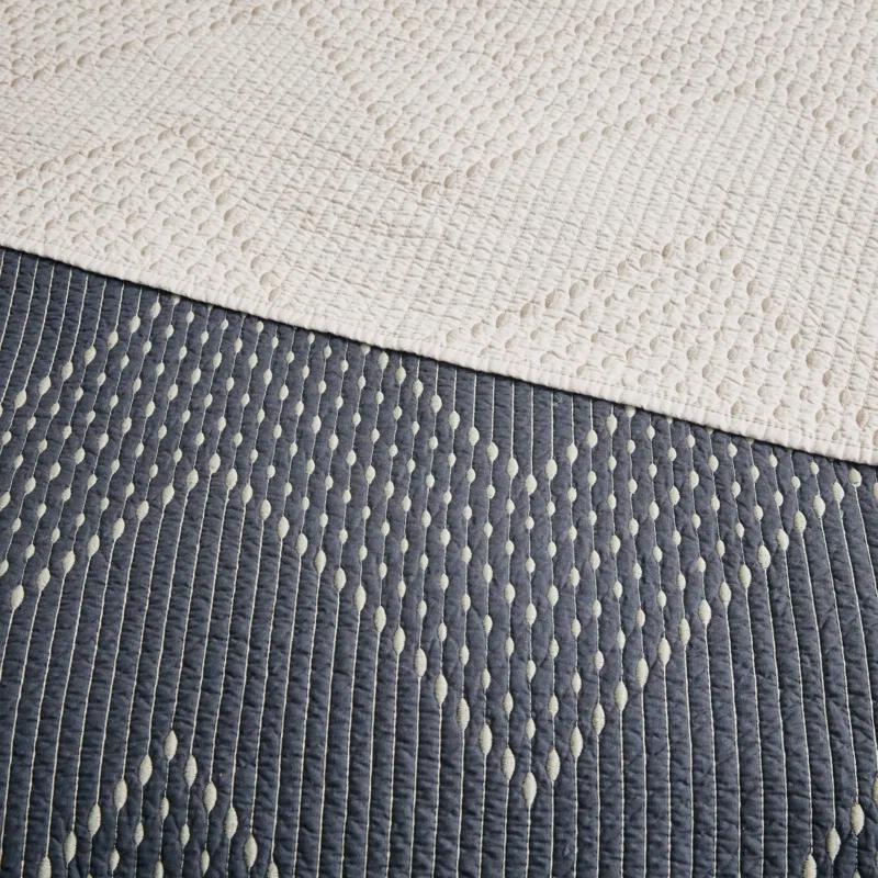 3 Piece Embroidered Cotton Quilt Set