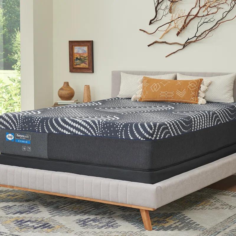 Sealy® Posturepedic Plus High Point Hybrid Mattress (14"h)