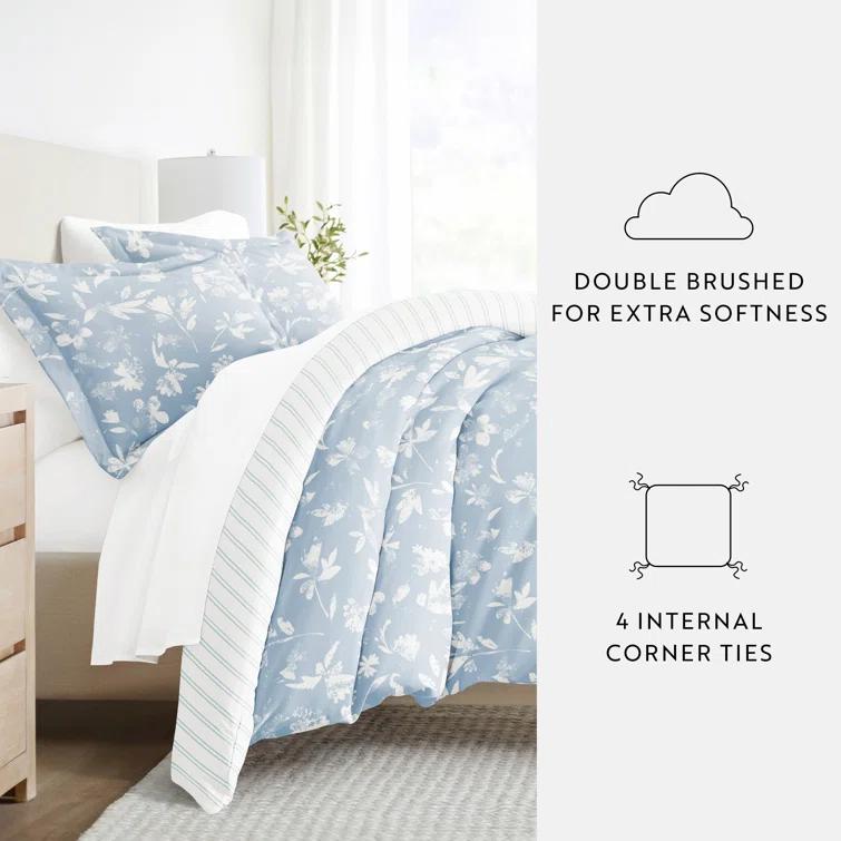 IEnjoy Home 8-Piece Reversible Bedding Bundle - Patterned Duvet Cover, Comforter Insert and Solid Sheet Set