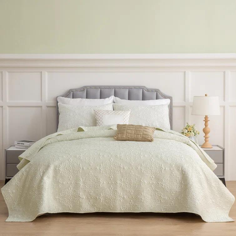 Wonderful Textile Satin Quilt Set Cooling 5-Piece Bedding Set