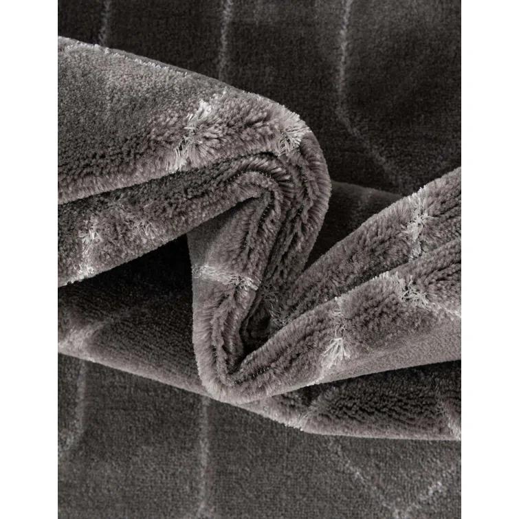 Marilyn Monroe Glam Geometric Gray Silver Area Rug