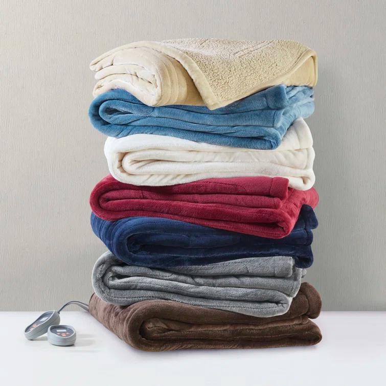 Beautyrest Beautyrest Heated Oversized Microlight to Berber Blanket