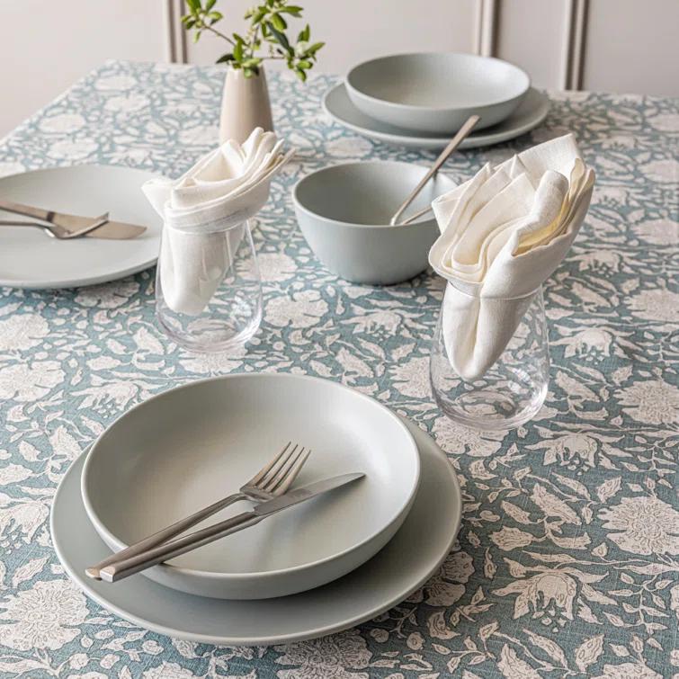 over&back Hand-Blocked Tablecloth