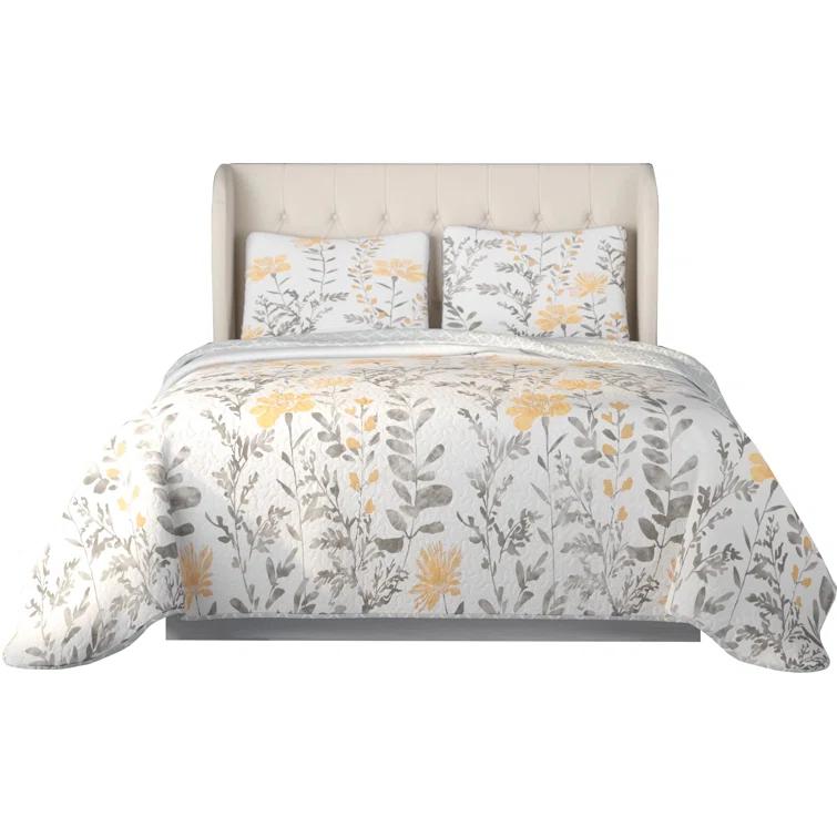 Lush Decor Aprile Microfiber Reversible Traditional 3 Piece Quilt Set