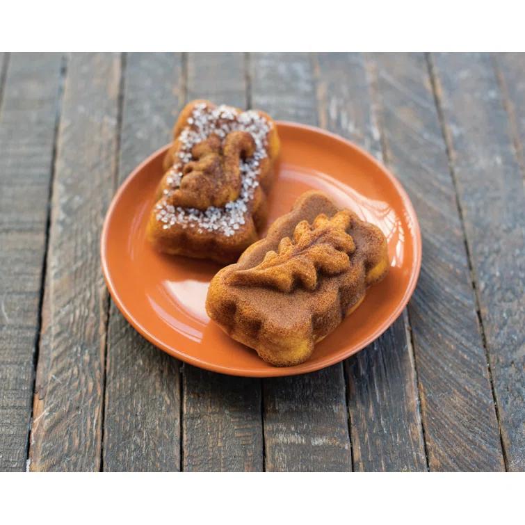 Nordic Ware ® Harvest Mini Loaf Pan