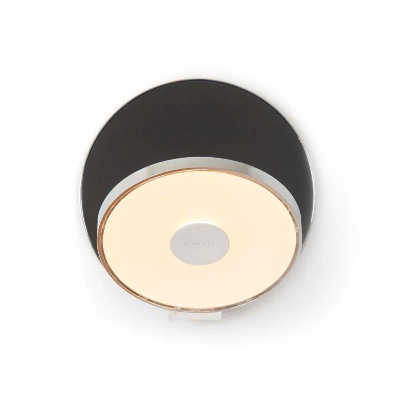 Gravy Single Light Aluminum Dimmable LED Plug-in Flush Mounted Sconce