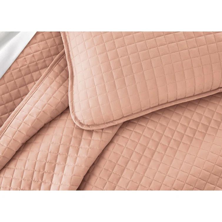 SouthShore Fine Linens Vilano Springs ® Oversized, light-weight Hotel Quality Quilt Set with matching shams