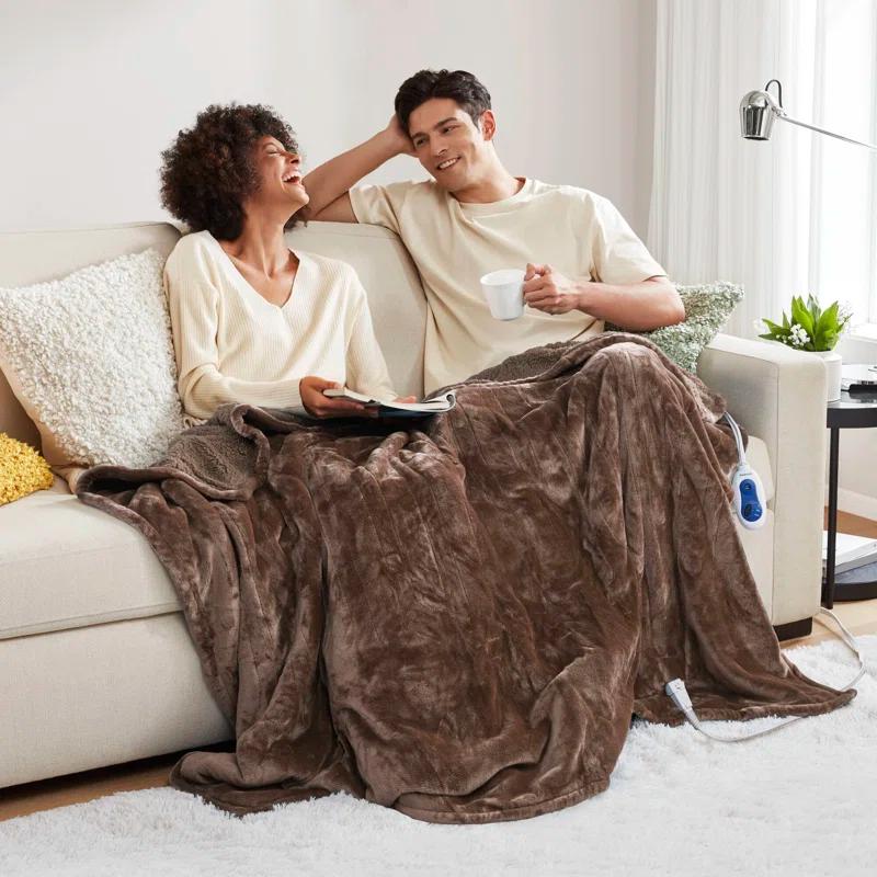 Beautyrest Beautyrest Heated Microlight to Berber Throw