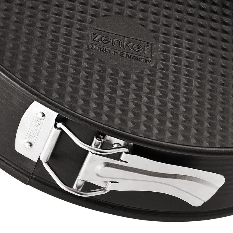 9.5'' Black Non-Stick Carbon Steel Springform Pan