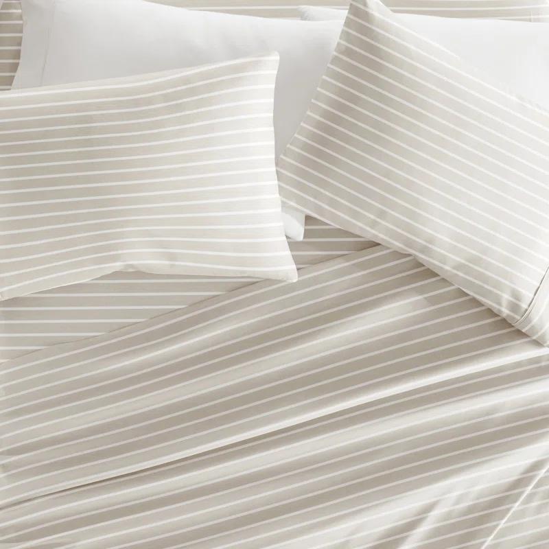 IEnjoy Home 4 Piece Delicate Details Pattern Sheet Set