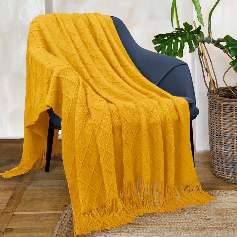 Pavilia Throw Blanket