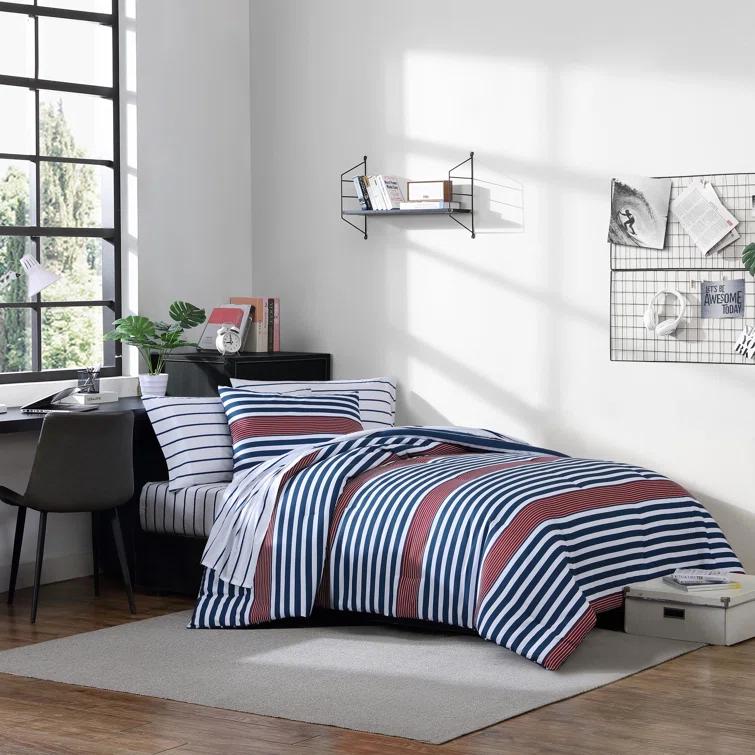 Nautica Nautica Kennedy Stripe Reversible Navy Comforter Set