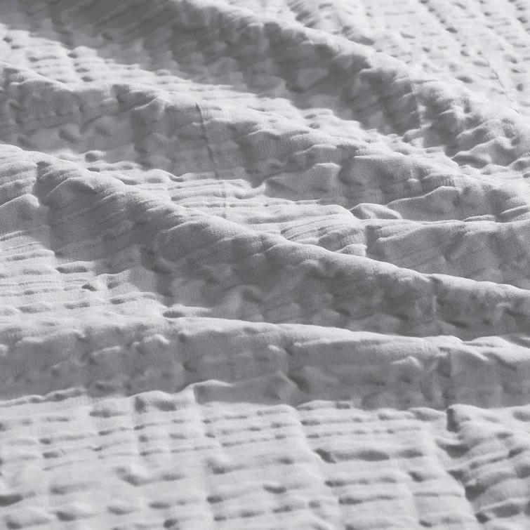 Kenneth Cole Kenneth Cole Serenity Wavy Lines Beige Comforter Set