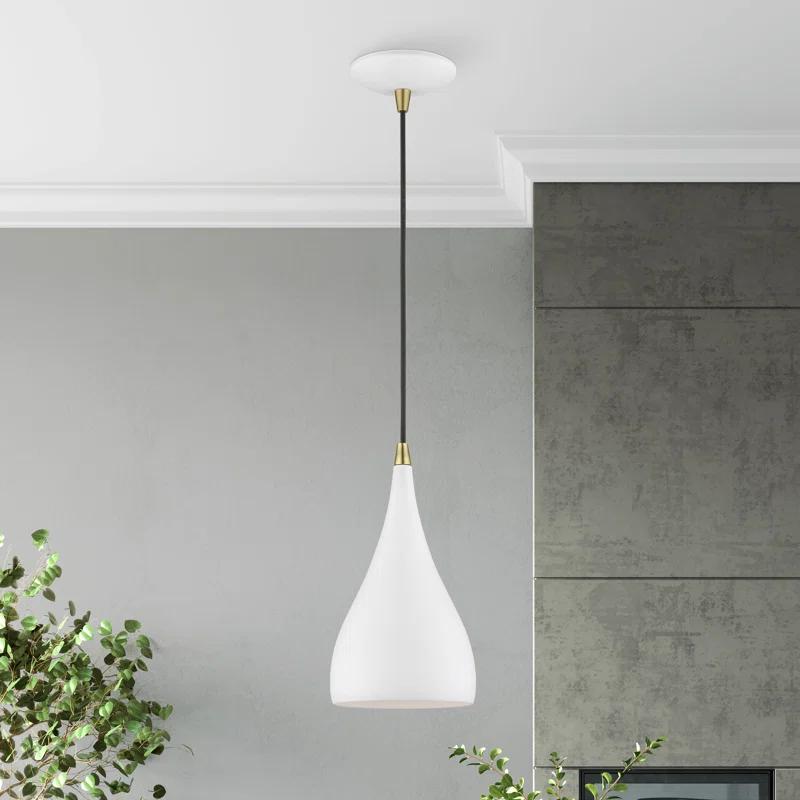 Schultz Single Light Metal Dimmable Pendant