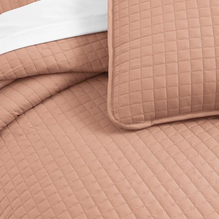 SouthShore Fine Linens Vilano Springs ® Oversized, light-weight Hotel Quality Quilt Set with matching shams