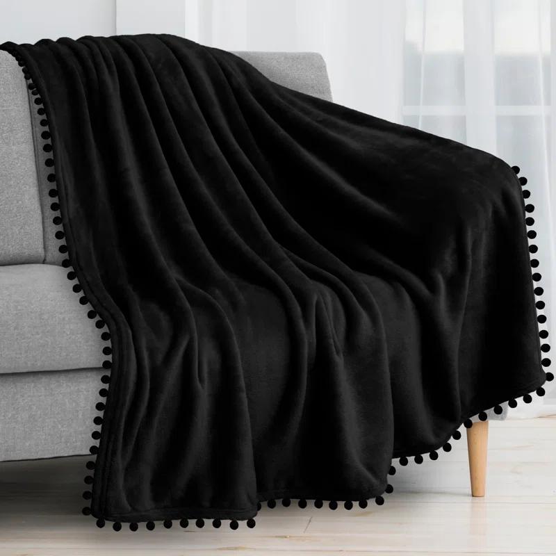 Pavilia Hand Woven Throw Blanket