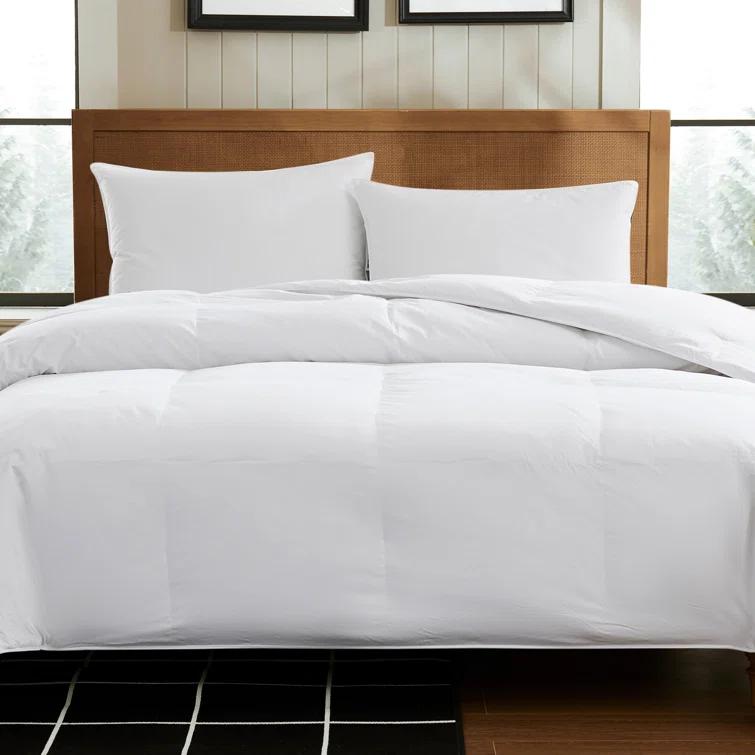 Eddie Bauer Eddie Bauer All-Season 600 Fill Power Oversized White Down Comforter - 400 TC