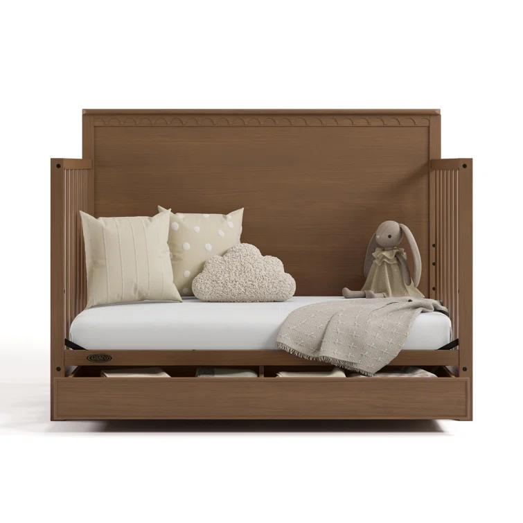 Sasha 5-In-1 Convertible Crib With Drawer