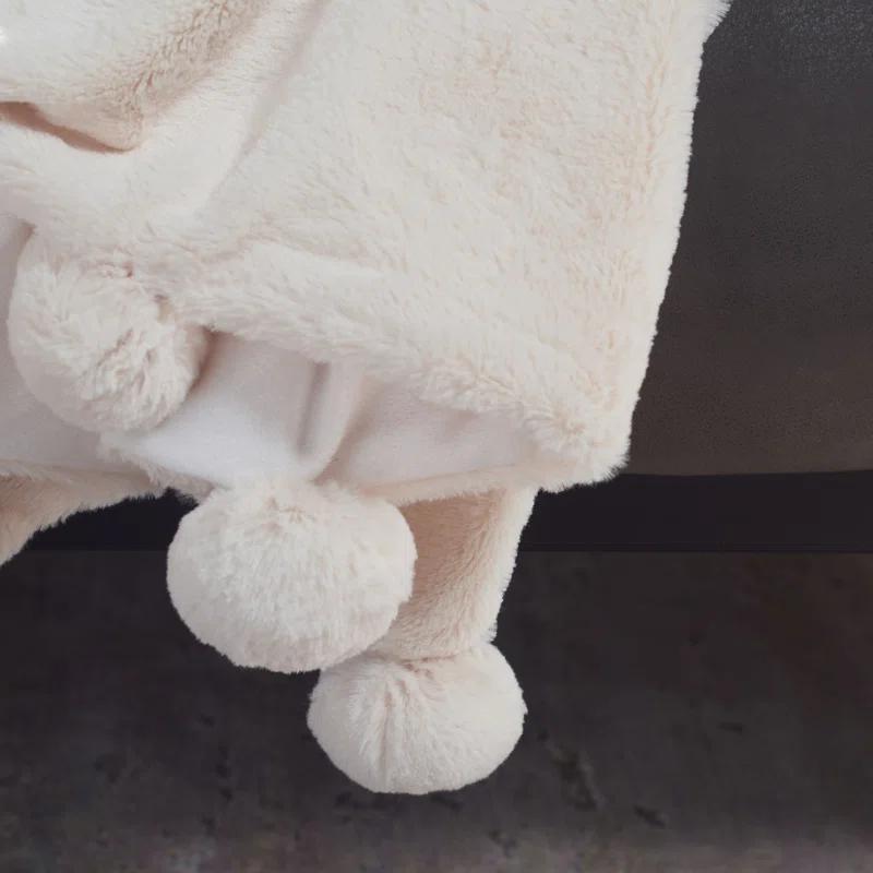 Safavieh Dalson Knitted Throw Blanket