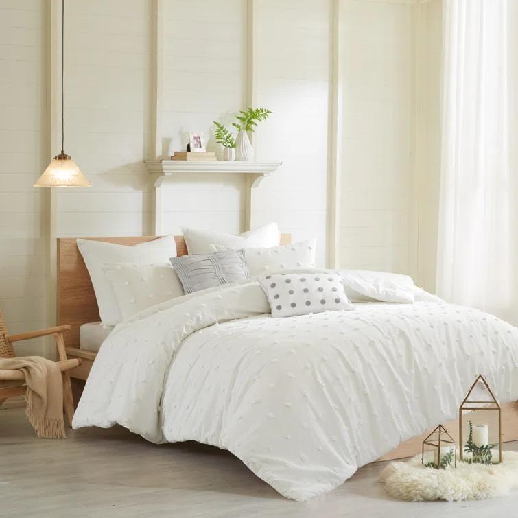 Intelligent Design Brooklyn Cotton Jacquard Comforter Set with Euro Shams and Throw Pillows