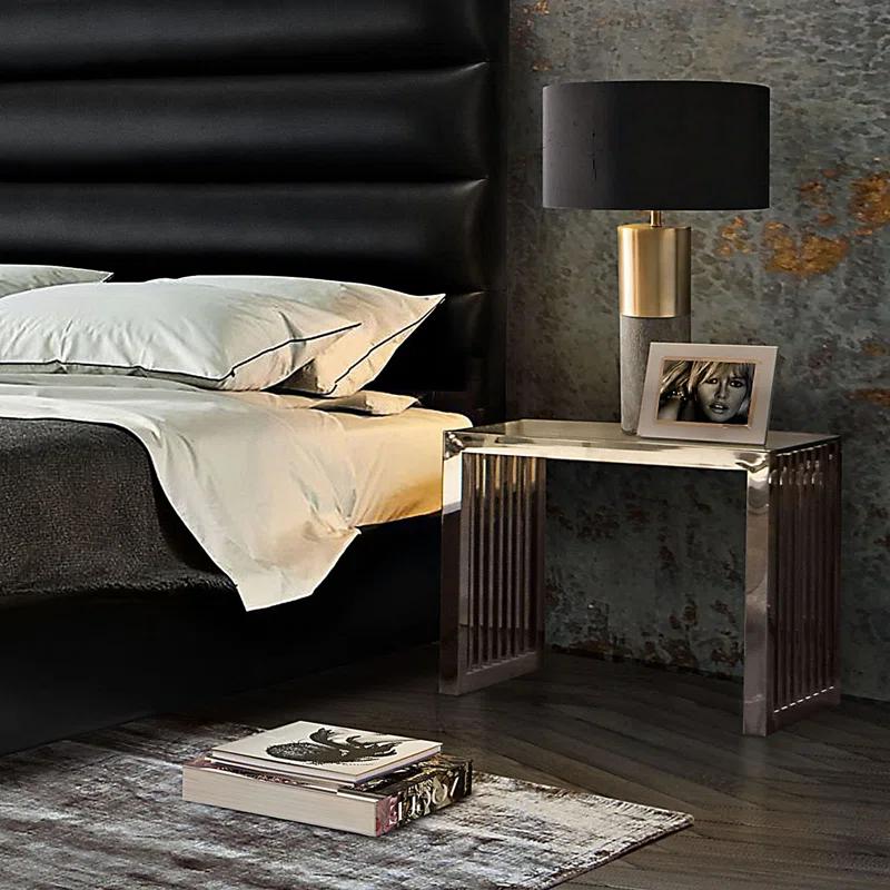 Diamond Sofa Soho Glass Top End Table