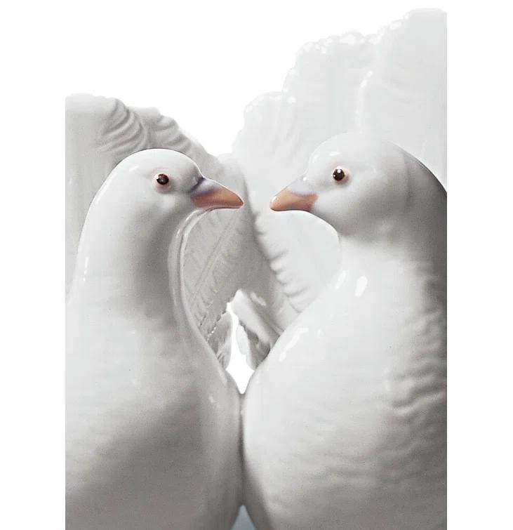 Lladro Couple of Doves Figurine